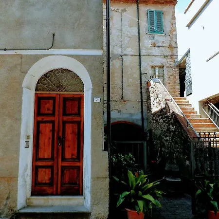 Apartment Centralissimo Nel Cuore Del Borgo Suvereto